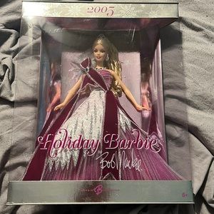 Holiday barbie 2005